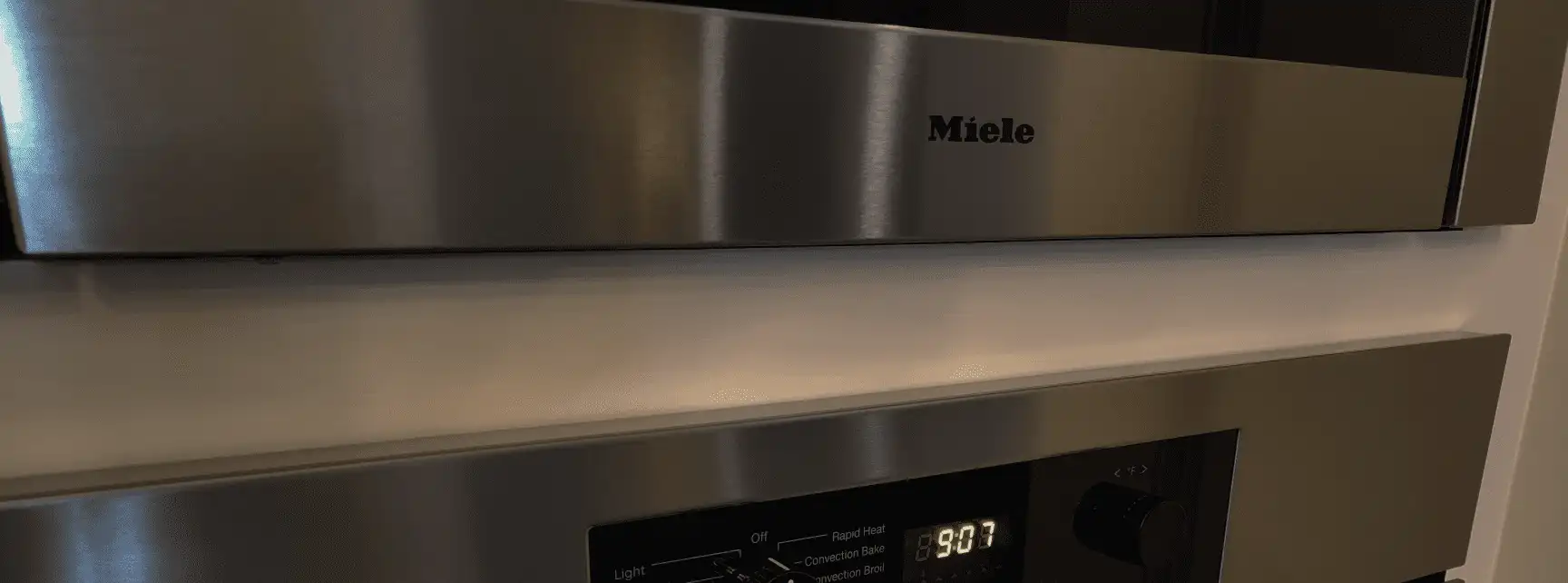 Miele logo background
